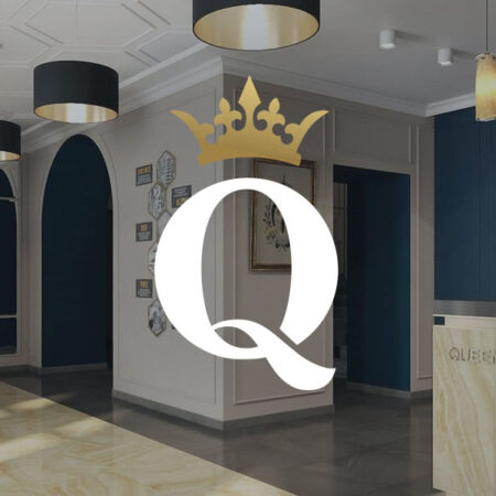 логотип отеля "Queen B" Киев